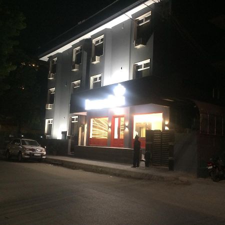 Oyo 023 Cr公园联排别墅 新德里 外观 照片